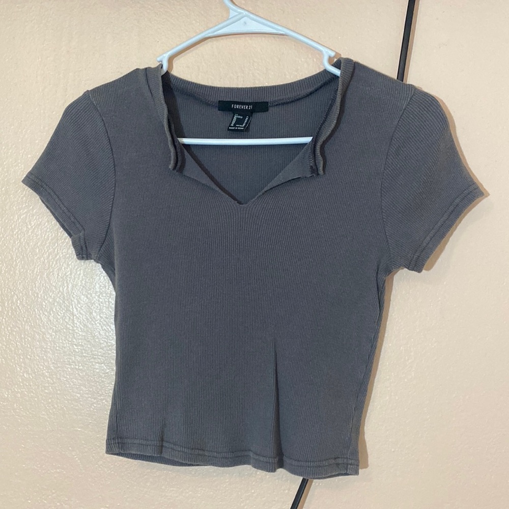 Baby tee dark grey size medium from forever 21